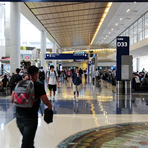 What Is Swamp Ass? Plus Expert Tips on How to Get Rid of It - Men's Journal