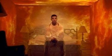 Over Drake 的图像结果