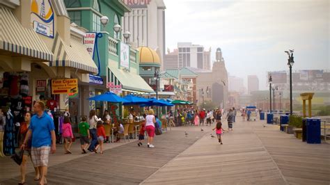Pedestrian on a boardwalk, Atlantic City, New Jersey, USA Poster 新品未使用
