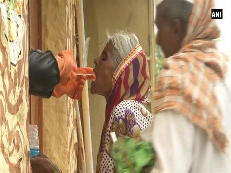 Karnataka: COVID-19 test being conduted in rural areas of Kalaburagi ...