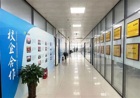 郑州航空港实验区成为国家首批大众创业万众创新示范基地 - 航空要闻 - 航空圈——航空信息、大数据平台