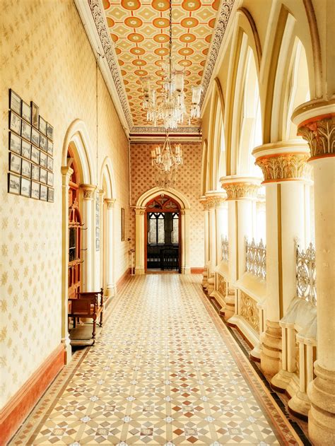 Building Inside 的图像结果