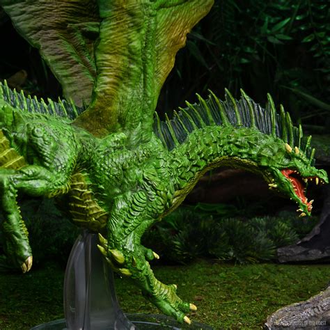 D&D Icons of the Realms: Adult Green Dragon Premium Figure – Shop ...