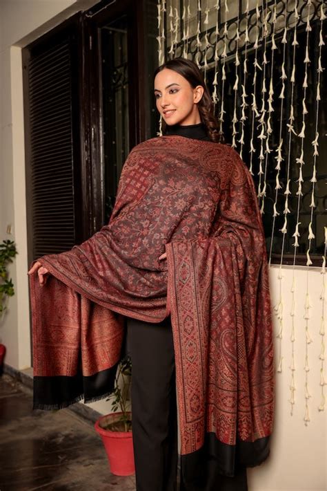 House Of Kari(Chikankari Clothing) - Wool Blend Kani Shawl – Woven Brown