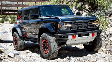 2023 - FORD BRONCO RAPTOR CODE ORANGE PACKAGE | Fabricante FORD | PlanetCarsZ