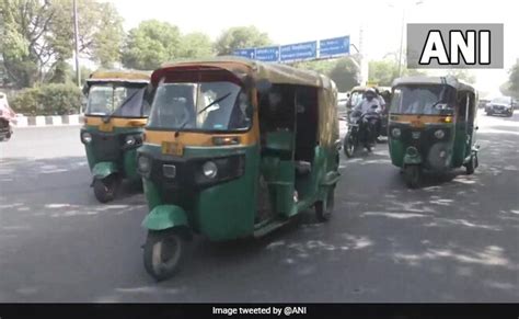 दिल्लीवालों की जेब पर एक और बोझ, ऑटो रिक्शा, टैक्सी से सफर करना हो सकता ...