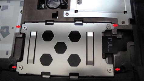 Alienware M15 R1 Hard Drive Replacement 的图像结果