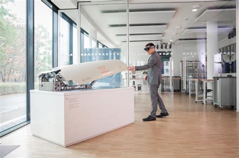 DLR: Flugzeug­wartung mit Durch­blick | DIE ZEIT