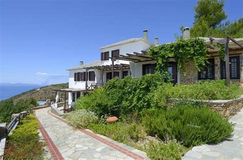 ESPEROS SUITES & VILLAS (Lafkos) - Apartment Reviews, Photos, Rate ...