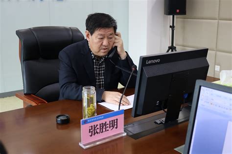 济宁市人民政府 热线工作 12月18日张胜明副市长接听公开电话