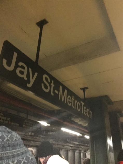 Jay St-Metrotech station - Routes, Schedules, and Fares