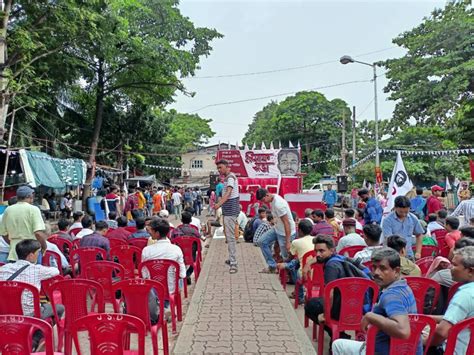 sfi-dyfi-insaf-protest-at-dharmatala | ঘুপচিতে মঞ্চ! কৌশলে ধর্মতলা ...