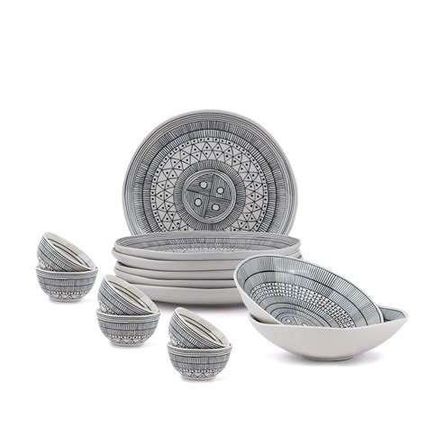 Shay Ceramic Dinner Set, 14 Pcs, Handpainted | Crockery Set for Dining ...