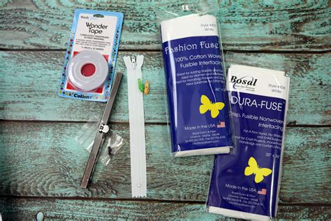 Crafty Gemini Tutorials Sewing Machine 的图像结果