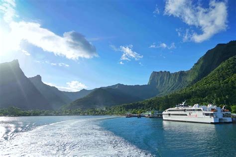 How to get to and around Moorea | Tahiti Tourisme
