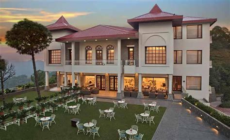 Fortune Select Forest Hill |Corporate Team Outing in Kasauli @8130781111