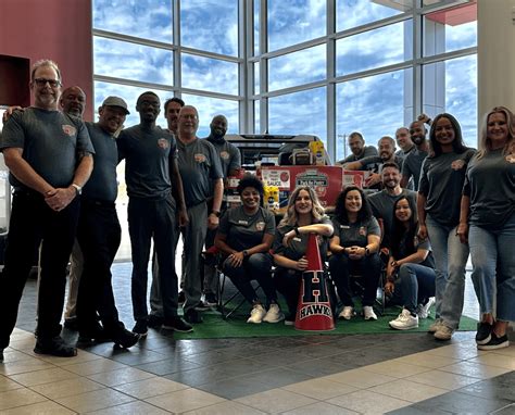 Helping Hands Food Drive in Rockwall, TX | Toyota of Rockwall