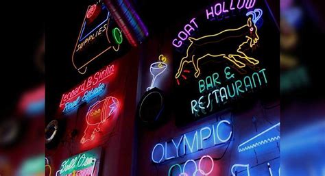 Philadelphia: The uber-cool neon lights museum of Philadelphia ...