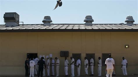 Alabama prison offering $5 canteen credits for vaccinations