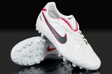 Nike football boots - Nike Tiempo Natural III - Soccer Shoes ...