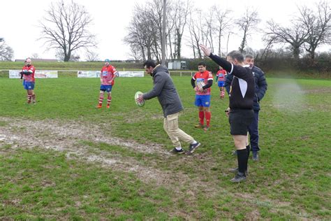 Bourbon-Lancy. La SAS Lagoutte a offert le ballon du match