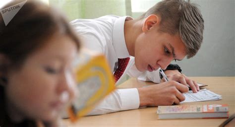 俄罗斯今年将举行首次汉语高考 但师资力量却跟不上