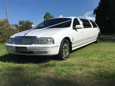 Formal Car Hire City Beach - School Formal Cars Hire | Kool Car Hire