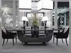 sale da pranzo eleganti tavolo classico con piano in vetro e legno gambe decorate sale da pranzo eleganti tavolo classico con piano in vetro e legno gambe decorate