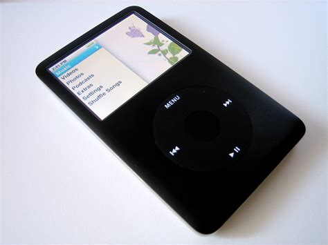 iPod Classics are hot gift item as surprise holiday demand pushes ...