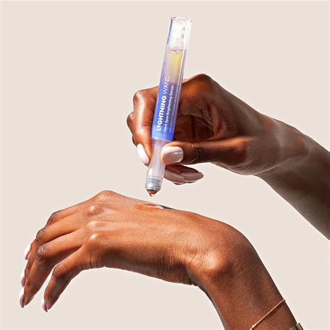 Lightning Wand | The Brightening Serum | Hero Cosmetics