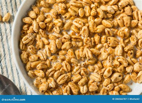 Healthy Sweet Puffed Wheat Breakfast Cereal Stock Image - Image of ...