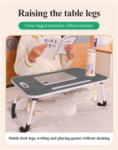 Mini Computer On Study Table 的图像结果