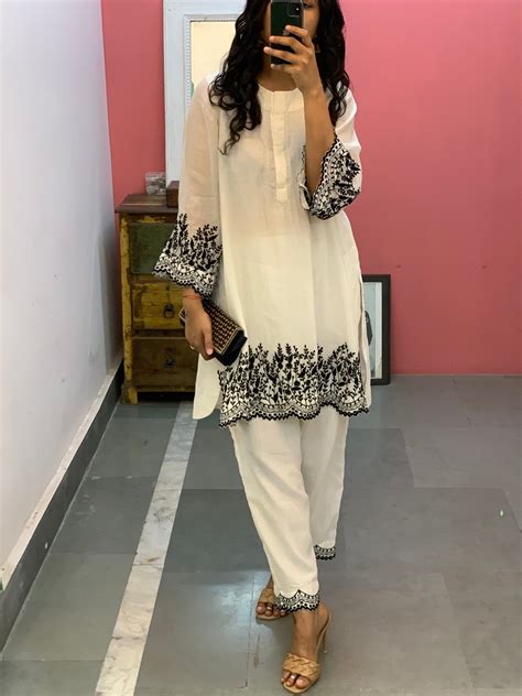 Short Black and White Kurta set of 2 – Hasli India