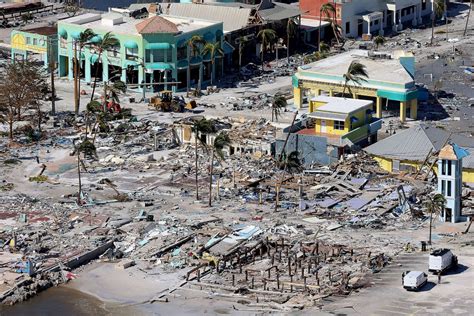 Fort Myers Beach, Florida Picture | Hurricane Ian leaves a path of ...