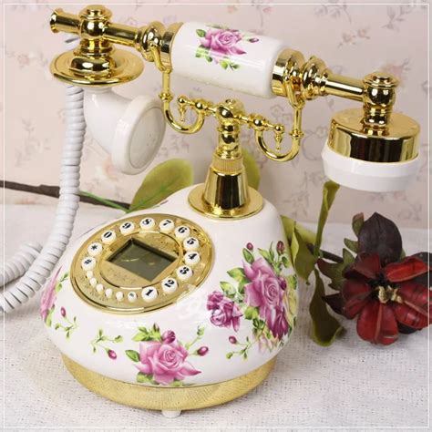 Antique Phone 的图像结果