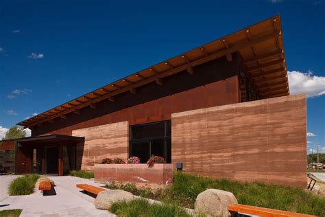 Rammed earth buildings | rammed earth walls | SIREWALL