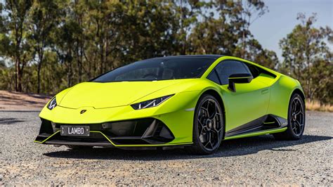 Download Lime Green Lamborghini Huracan Evo Wallpaper | Wallpapers.com