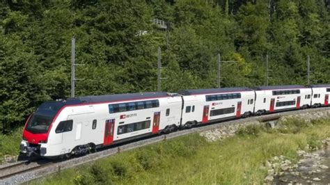 Which train is faster: Double-decker or Vande Bharat?