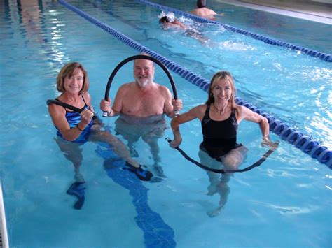 BodyBar AquaFlex Pool Workout Bar for Water Aerobics and Aquatic Therapy