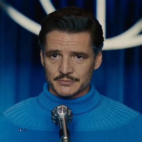 Pedro Pascal as Reed Richards in Fantastic Four: First Steps | Quarteto ...