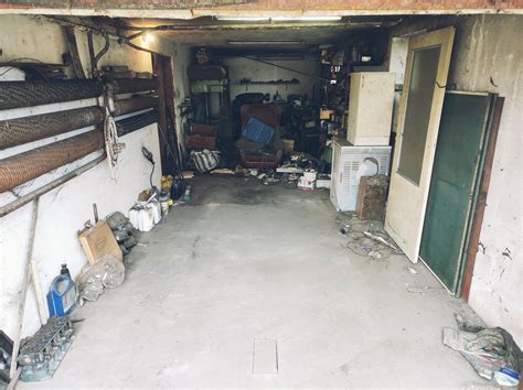 Got my first garage, here’s the progress. Any DIY epoxy flooring ...