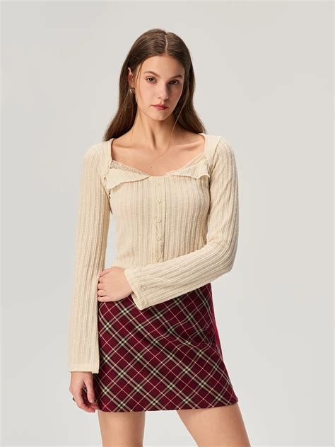 Lace-trimmed Top | Savana | Bestsellers