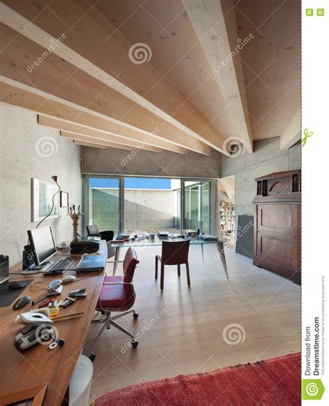 现代顶楼客厅 库存照片. 图片 包括有 空间, 地板, 现代, 最高限额, 大厅, 区域, 顶楼, 续订 - 32123594