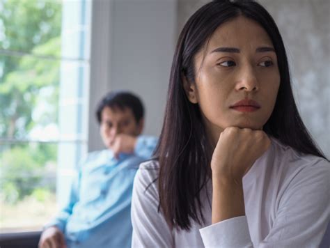 Signs he is being too dominant in the relationship | The Times of India