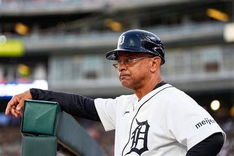 How Tigers third-base coach Joey Cora set the stage for the ‘Gritty Tigs’ of September - The ...