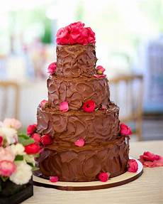Food Chocolate Wedding Cake by 40 Simple Wedding Cakes That Are Gorgeously Understated Food Chocolate Wedding Cake