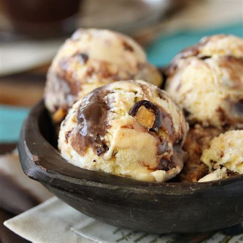 Almond Coconut Fudge Ripple Ice Cream - SugarHero