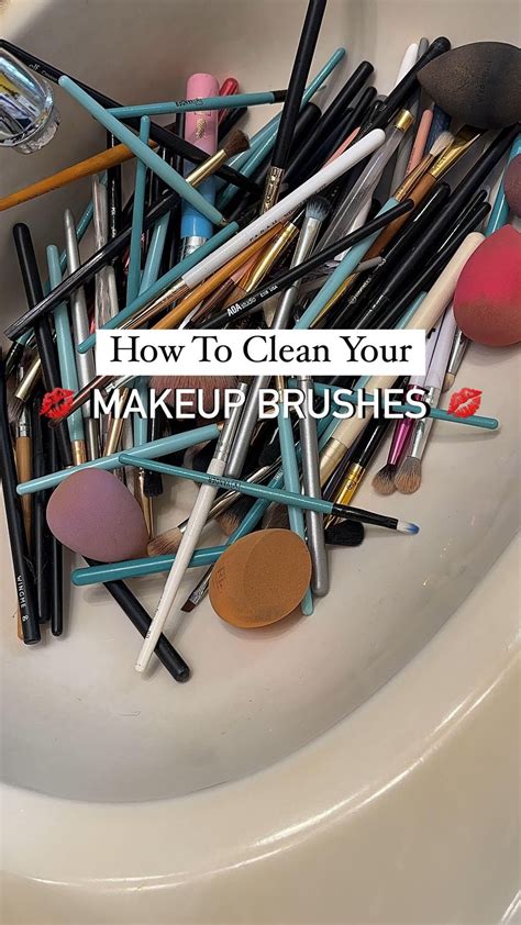 Cleaning ASMR - Makeup brushes | Clean makeup, Red carpet makeup ...