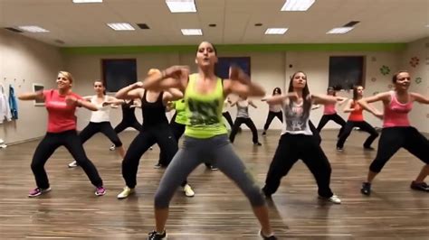 Great Zumba Dance Workout For Beginners Step By Step - YouTube