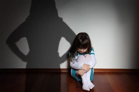 子供の虐待で圧倒的に多い加害者は実母 〜データでみる児童虐待のホント